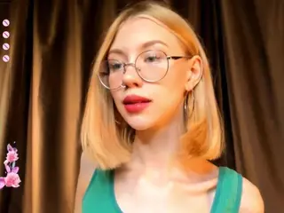 Doris's Live Sex Cam Show