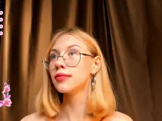 Doris's Live Sex Cam Show