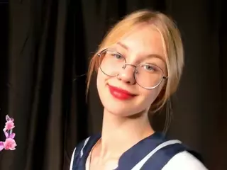 Doris's Live Sex Cam Show