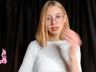 Doris's Live Sex Cam Show
