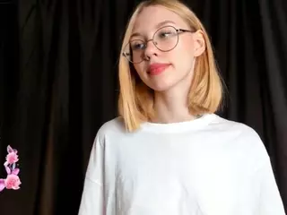 Doris's Live Sex Cam Show