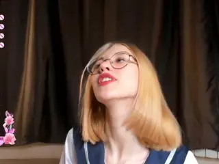 Doris's Live Sex Cam Show