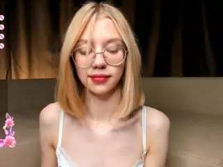 Doris's Live Sex Cam Show