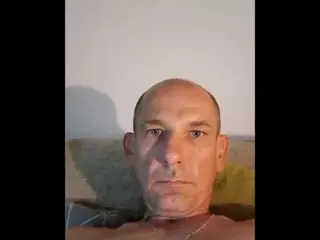 DavAssF's Live Sex Cam Show