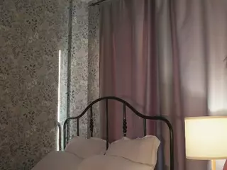 TaiteHails's Live Sex Cam Show