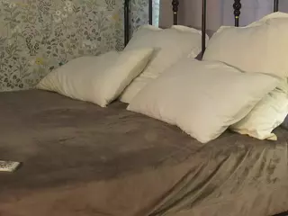 TaiteHails's Live Sex Cam Show