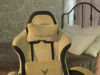 TaiteHails's Live Sex Cam Show