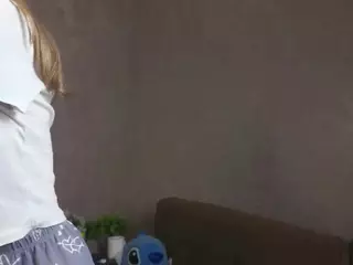 ElviaDunkum's Live Sex Cam Show