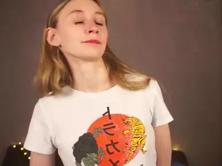 ElviaDunkum's Live Sex Cam Show