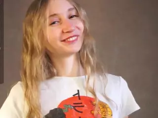 ElviaDunkum's Live Sex Cam Show