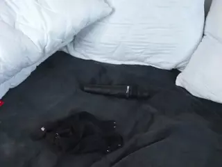 ElwynaHeckler's Live Sex Cam Show