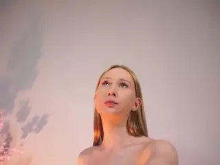 ElwynaHeckler's Live Sex Cam Show