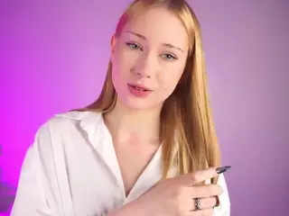ElwynaHeckler's Live Sex Cam Show