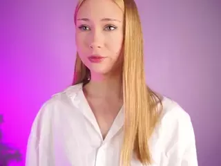 ElwynaHeckler's Live Sex Cam Show