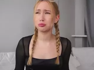 ElwynaHeckler's Live Sex Cam Show