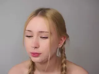 ElwynaHeckler's Live Sex Cam Show