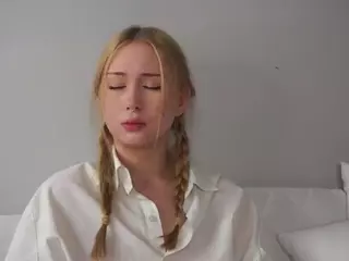 ElwynaHeckler's Live Sex Cam Show