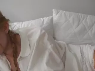 ElwynaHeckler's Live Sex Cam Show
