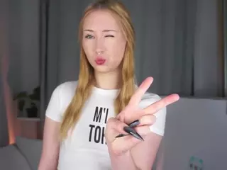 ElwynaHeckler's Live Sex Cam Show