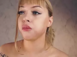OctaviaHearing's Live Sex Cam Show