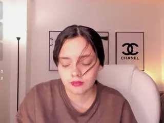 amelia-cherry's Live Sex Cam Show