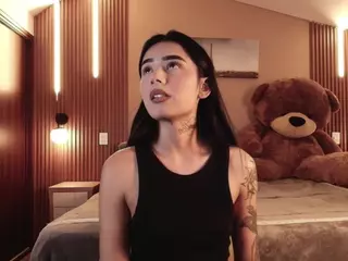 MAGIC-SCARLET's Live Sex Cam Show