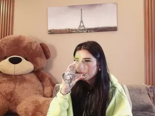 MAGIC-SCARLET's Live Sex Cam Show