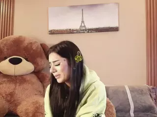 MAGIC-SCARLET's Live Sex Cam Show
