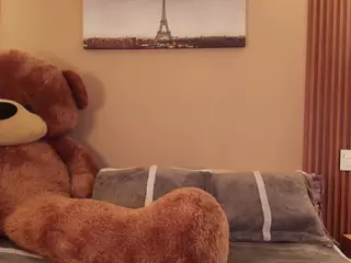 MAGIC-SCARLET's Live Sex Cam Show