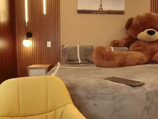 MAGIC-SCARLET's Live Sex Cam Show