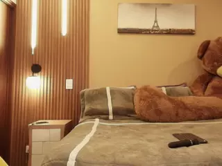 MAGIC-SCARLET's Live Sex Cam Show