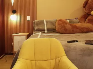 MAGIC-SCARLET's Live Sex Cam Show