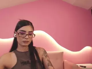 MAGIC-SCARLET's Live Sex Cam Show