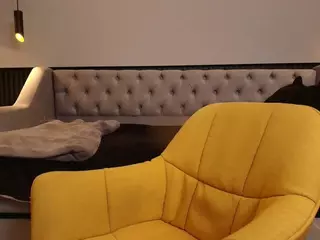 MAGIC-SCARLET's Live Sex Cam Show