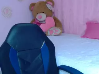 salo-uwu's Live Sex Cam Show