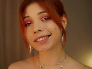 Emi's Live Sex Cam Show