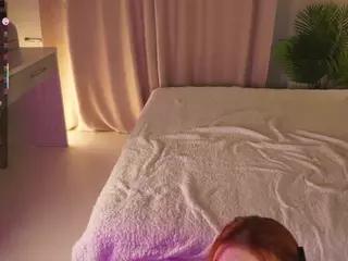 Emi's Live Sex Cam Show