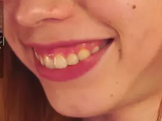 Emi's Live Sex Cam Show
