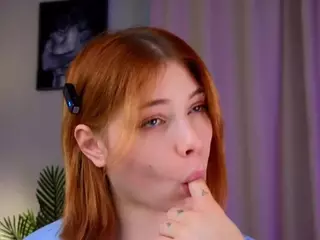 Emi's Live Sex Cam Show