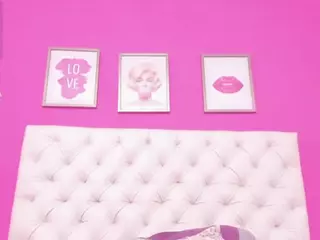 LoriiMartinez's Live Sex Cam Show