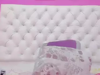 LoriiMartinez's Live Sex Cam Show