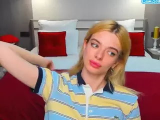 AdeleArt's Live Sex Cam Show