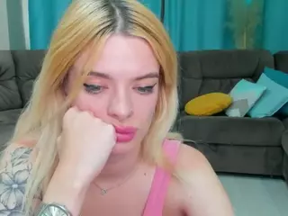 AdeleArt's Live Sex Cam Show
