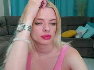 AdeleArt's Live Sex Cam Show
