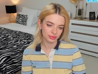 AdeleArt's Live Sex Cam Show