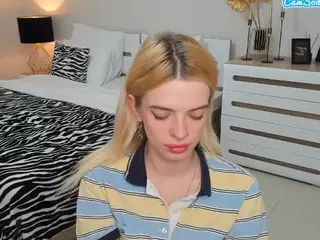 AdeleArt's Live Sex Cam Show