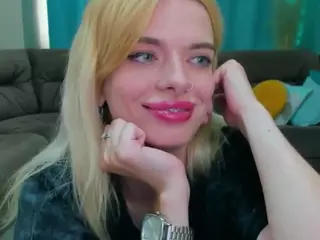 AdeleArt's Live Sex Cam Show