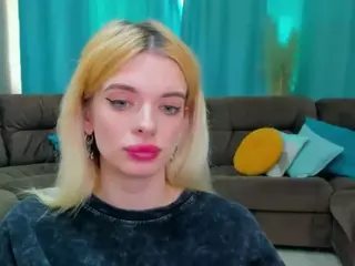 AdeleArt's Live Sex Cam Show