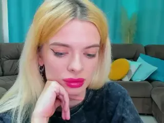 AdeleArt's Live Sex Cam Show