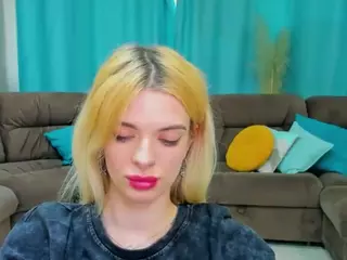 AdeleArt's Live Sex Cam Show